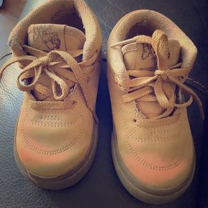 Toddler shoes